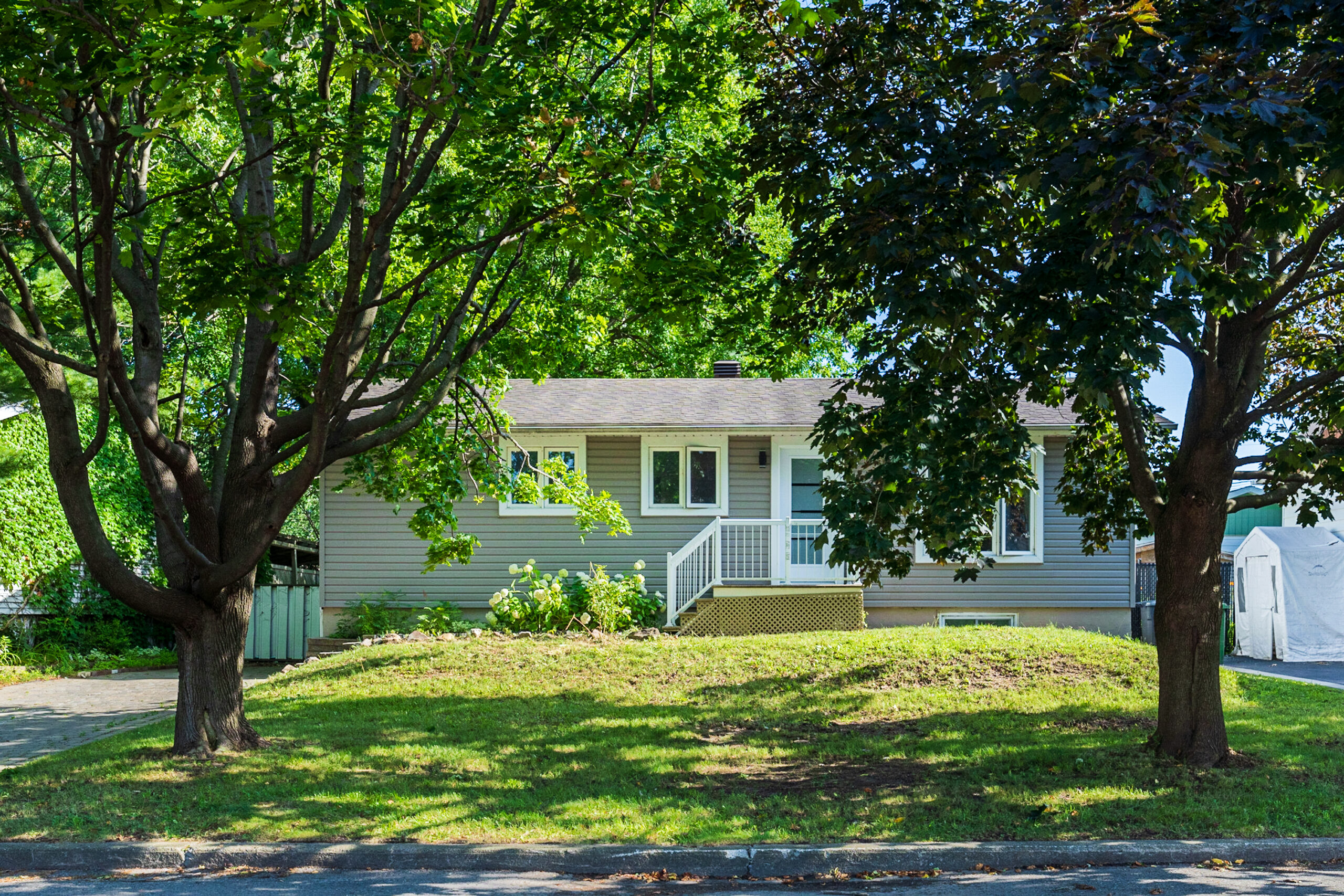 Bungalow for sale, brossard
